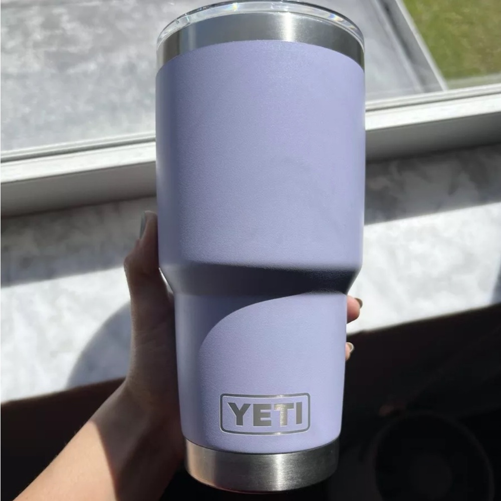YETI Rambler 30oz
Cosmic Lilac